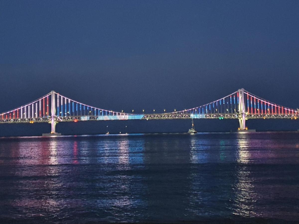 Holiday Apt Gwangan Beach 釜山 外观 照片